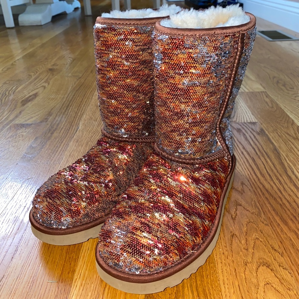 Authentic sequin Ugg